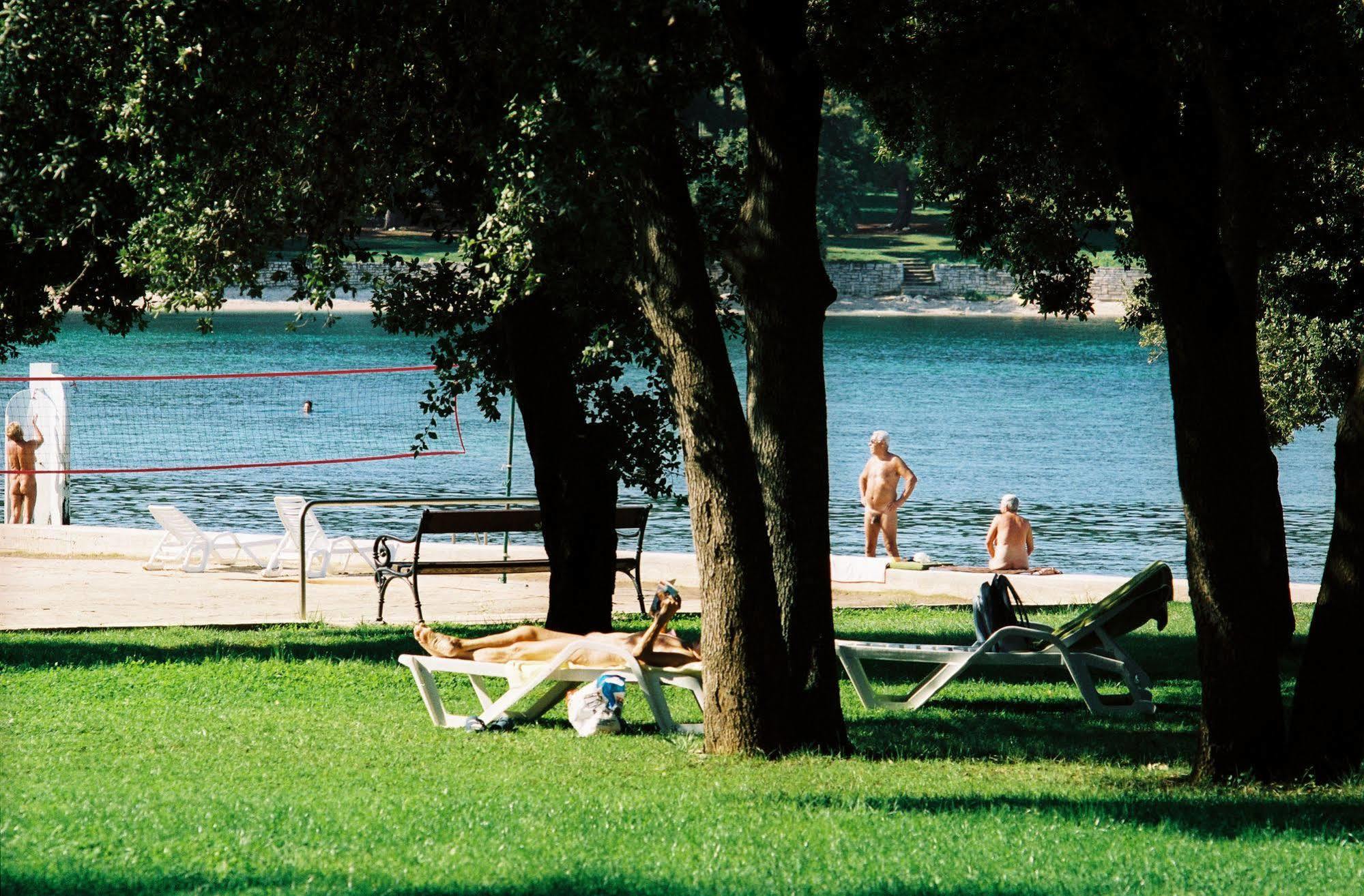 Maistra Select Koversada Naturist Apartments Врсар Экстерьер фото