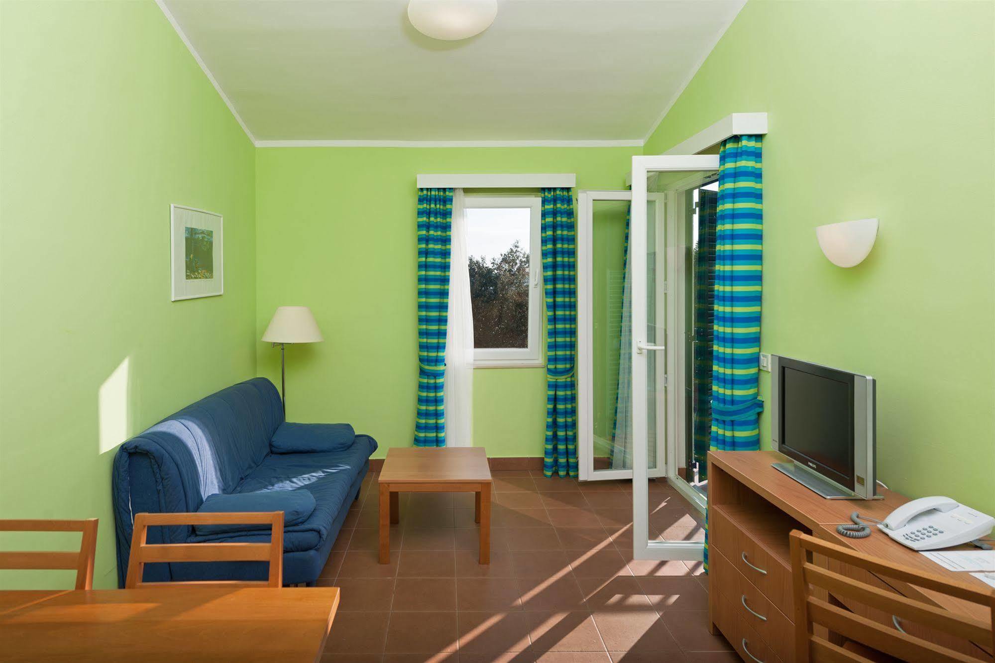 Maistra Select Koversada Naturist Apartments Врсар Экстерьер фото