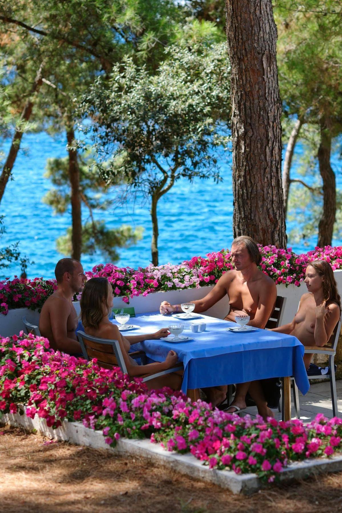 Maistra Select Koversada Naturist Apartments Врсар Экстерьер фото