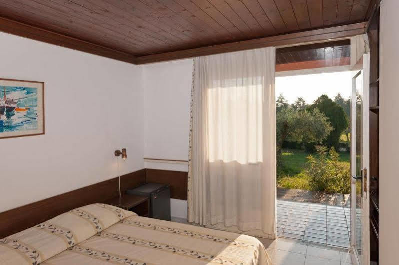 Maistra Select Koversada Naturist Apartments Врсар Экстерьер фото