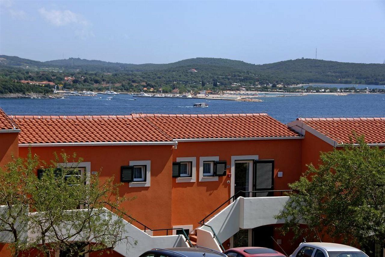 Maistra Select Koversada Naturist Apartments Врсар Экстерьер фото